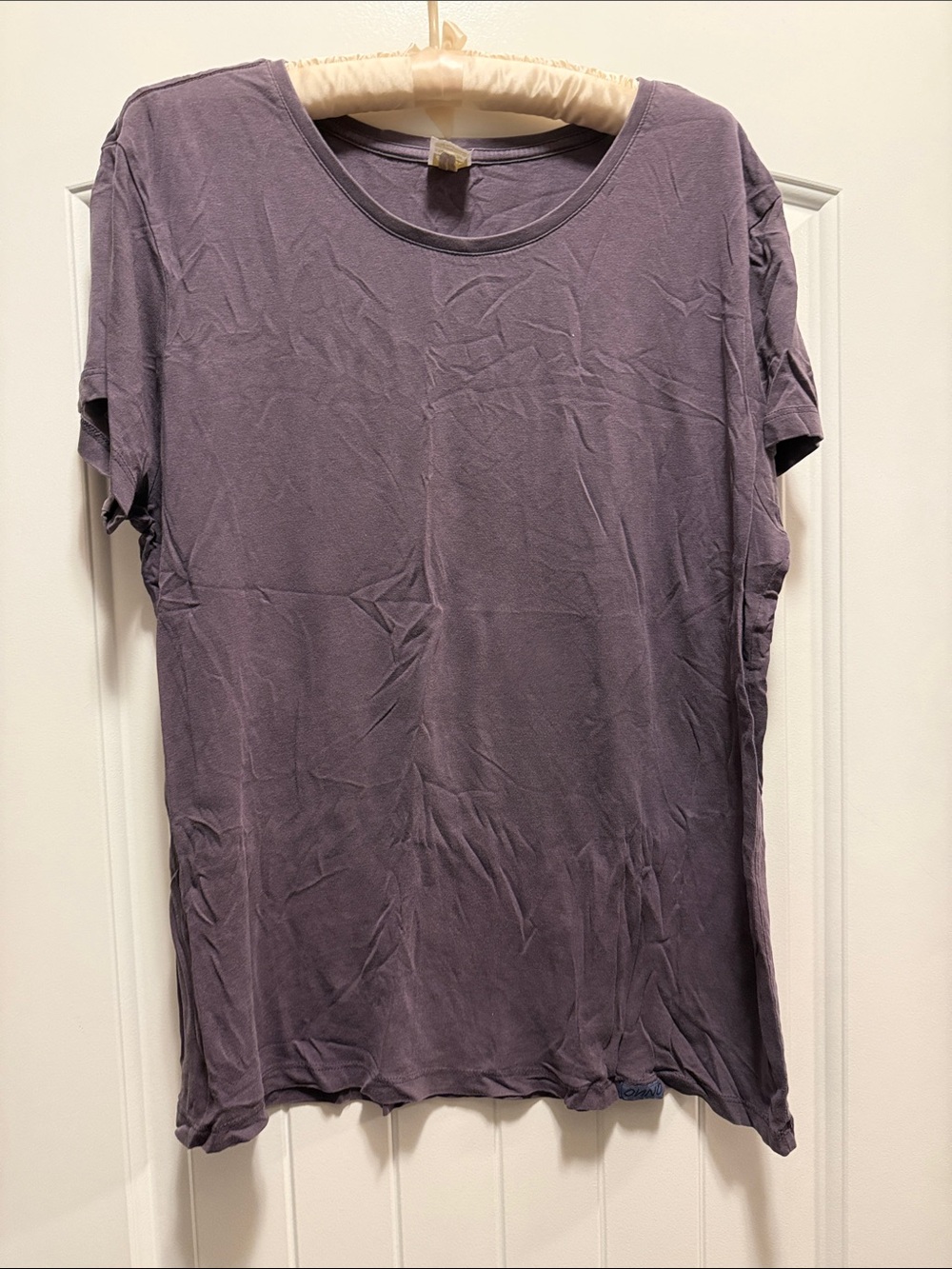Onno Beachwood Crewneck Short Sleeve Tee in Dusty Purple